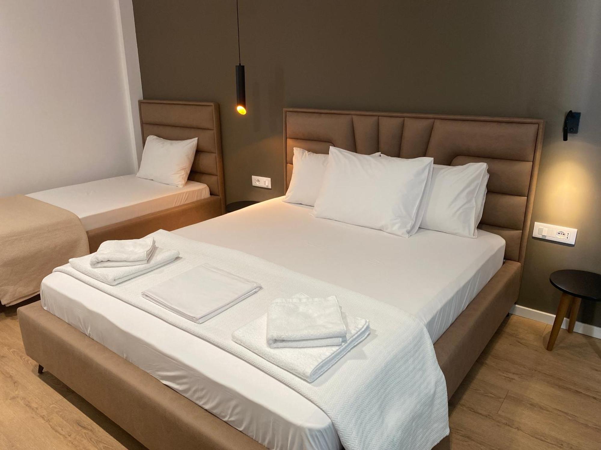 Augusto Rooms Sarandë Exterior foto